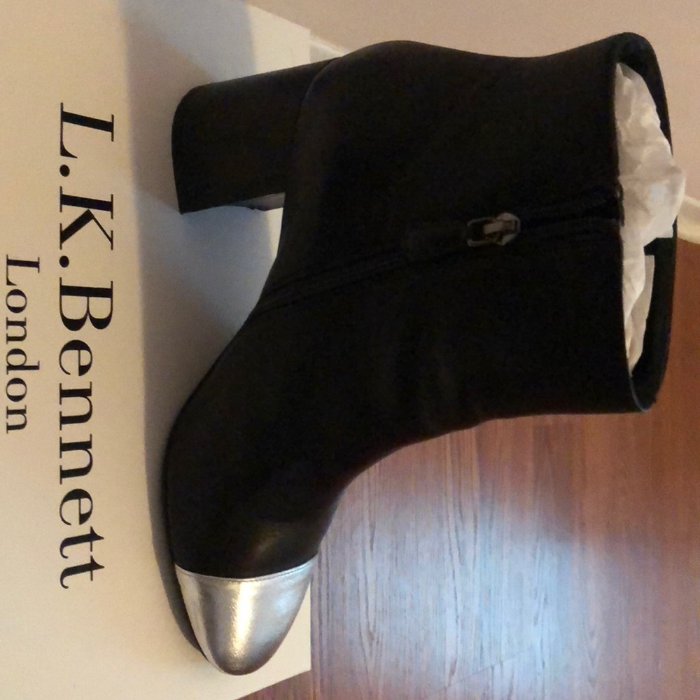 Booties - Picture 4 of 4